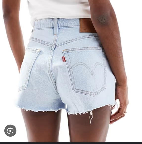 Levi's 501 original denim shorts light blue, button fly, high rise Women,sz 28. - Picture 4 of 17